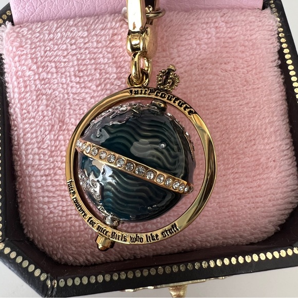 Juicy Couture, 2010, Globe Charm, YJRU3873, New with tag on box - Picture 4 of 9